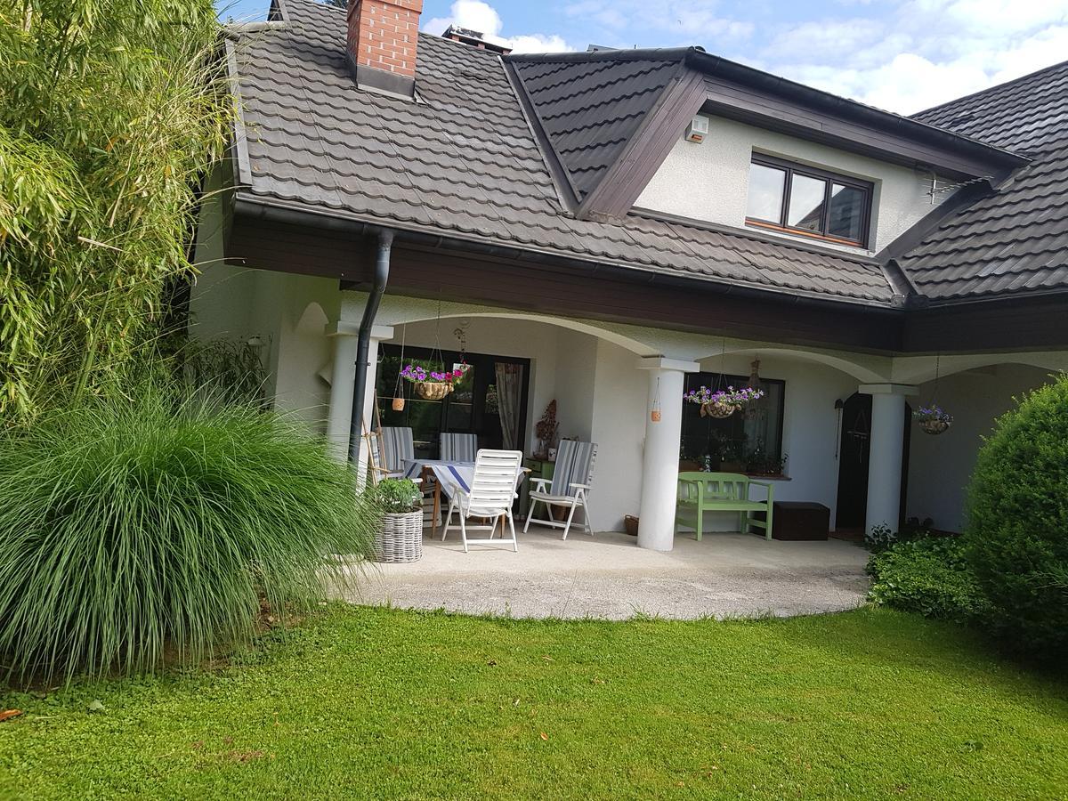 Bed and Breakfast Pr'Simi Golnik Exterior foto