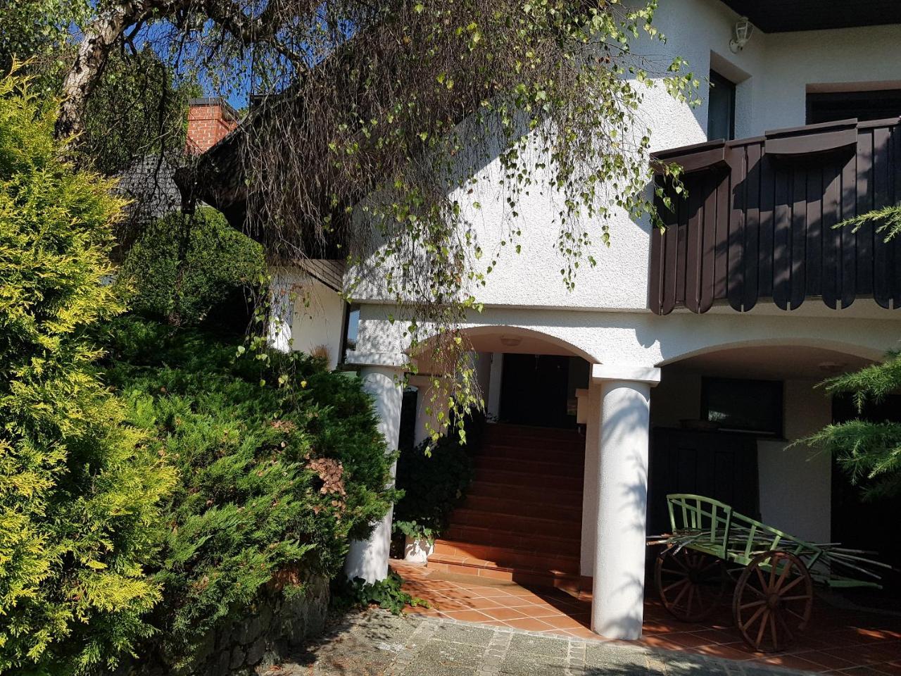 Bed and Breakfast Pr'Simi Golnik Exterior foto